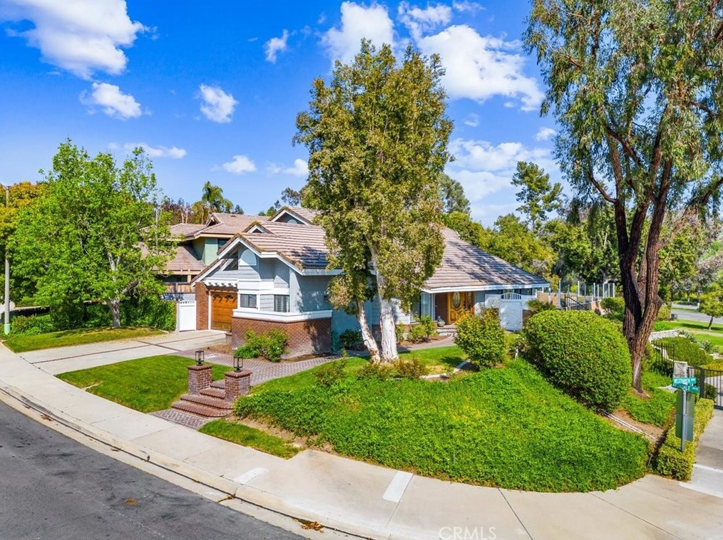24702 Avondale Dr, Laguna Beach, CA 92653-5752