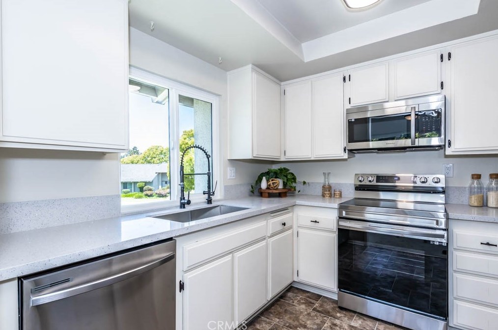 8644 Portola Ct #12e, Huntington Beach, CA 92646