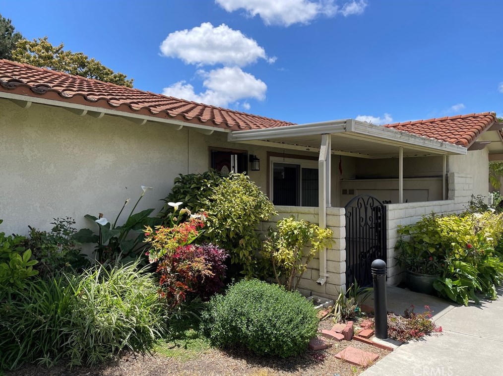 2138 Ronda Granada, Laguna Beach, CA 92637-0716