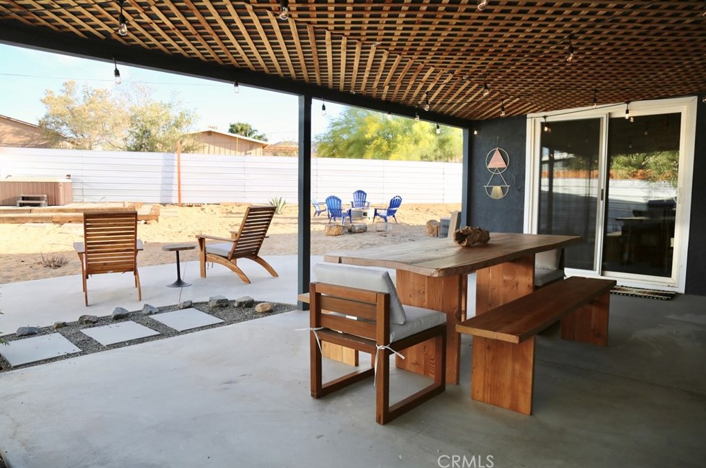 61457 Division St, Joshua Tree CA  92252-2415 exterior