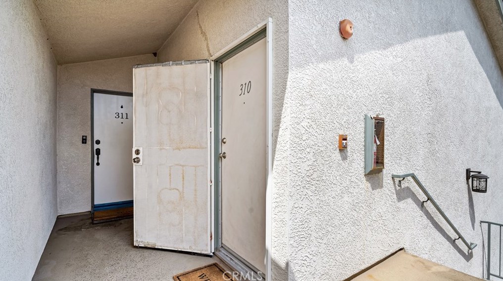 15000 Downey Ave #310, Paramount, CA 90723