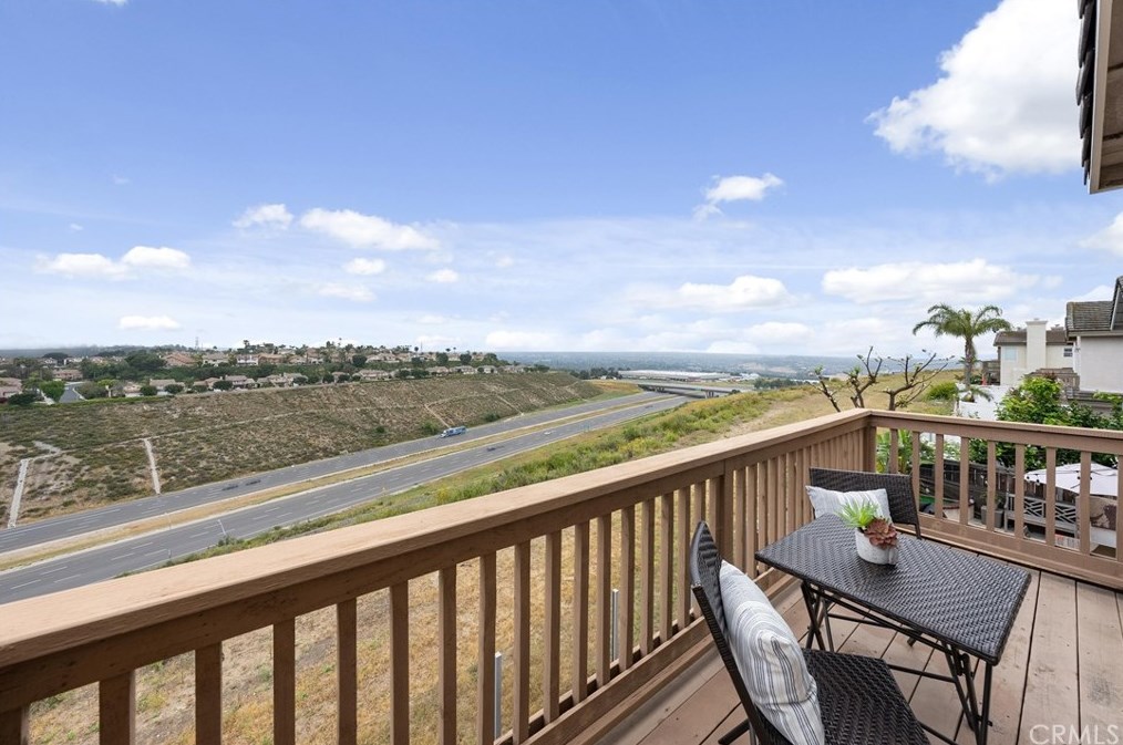 27 Cottonwood Dr, Laguna Beach, CA 92656