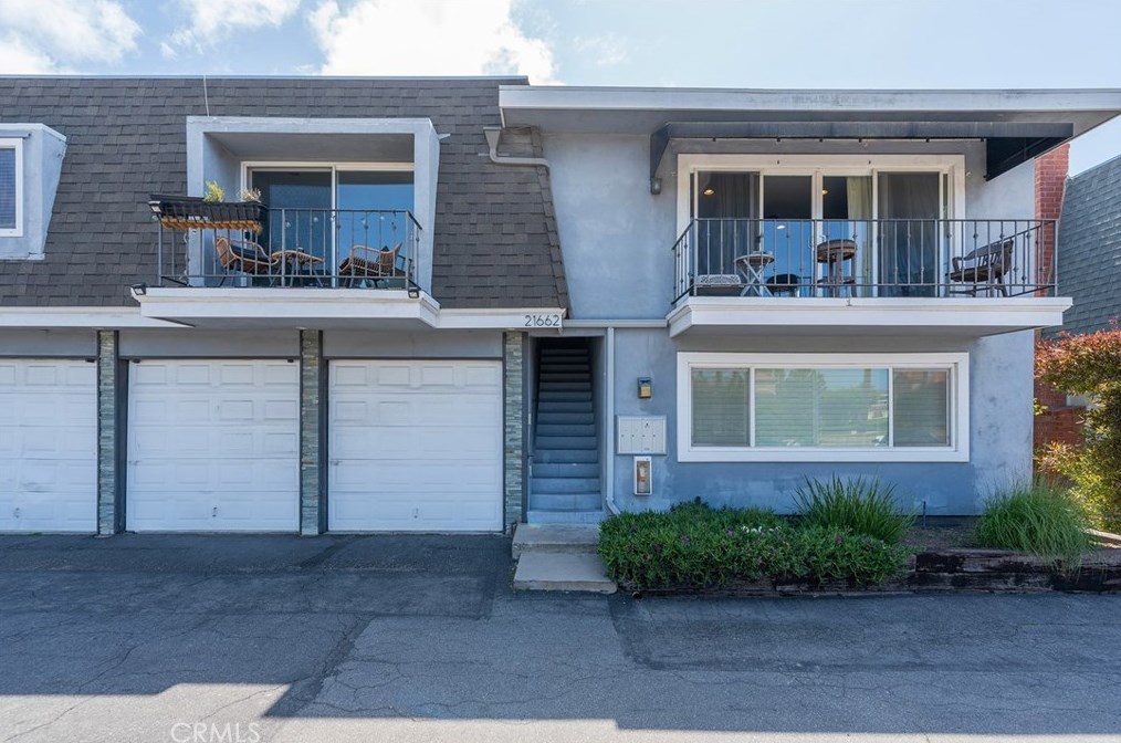21662 Brookhurst St #b, Huntington Beach, CA 92646