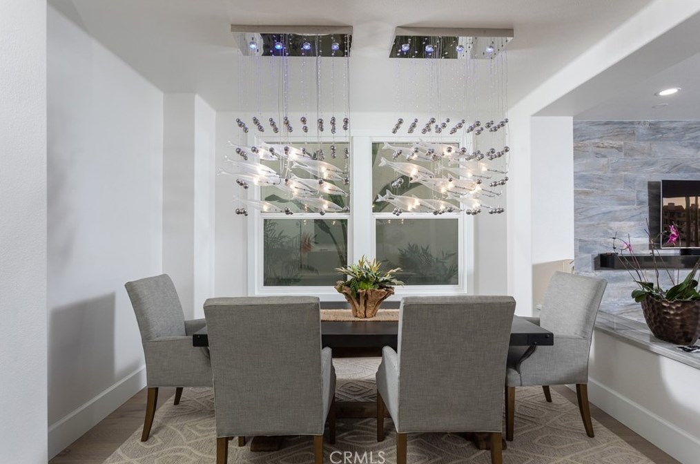 3182 Portofino Cir, Huntington Beach CA  92649-1927 exterior