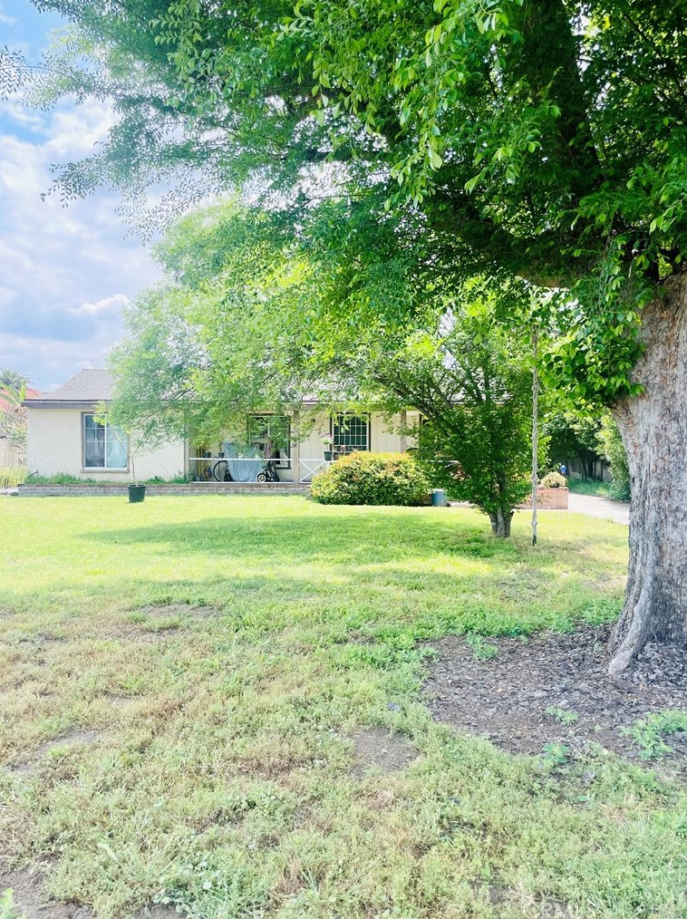 12010 Hallwood Dr, El Monte, CA 91732-1518