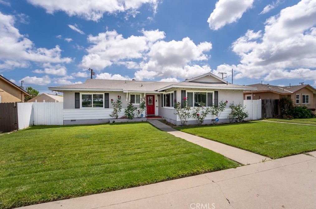 2240 W La Habra Blvd, La Habra, CA 90631