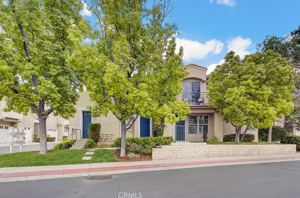 108 Byrnes Ln, Placentia, CA 92870