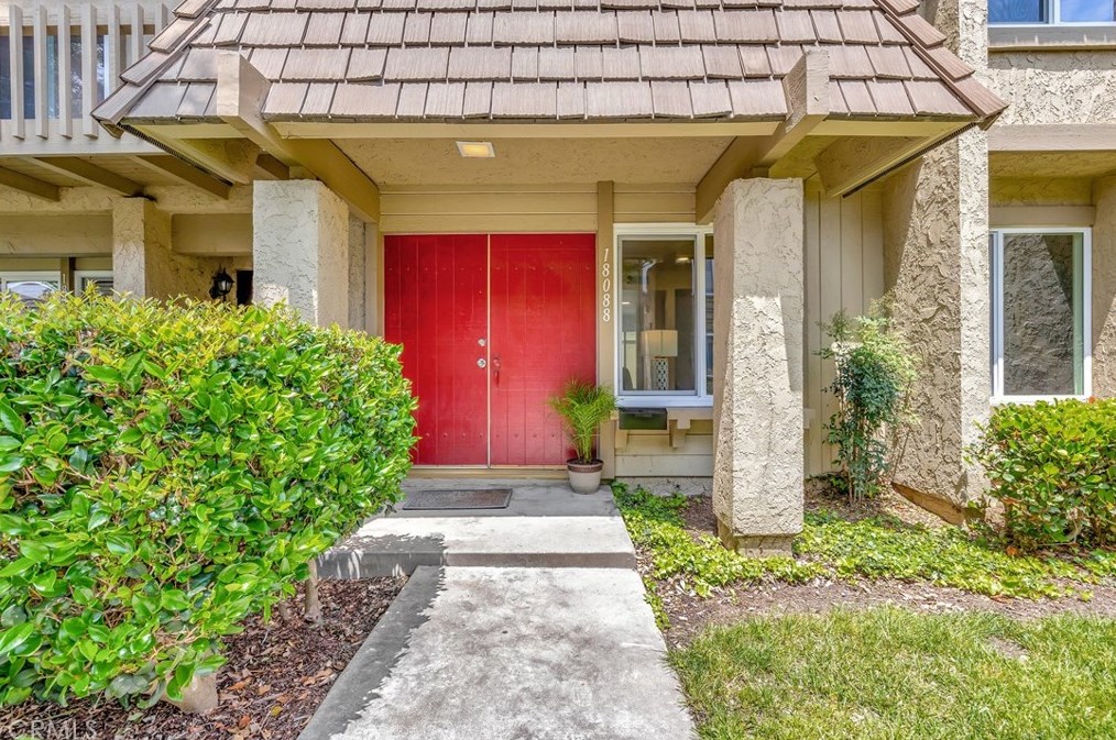 18088 Yosemite Ct, Santa Ana, CA 92708