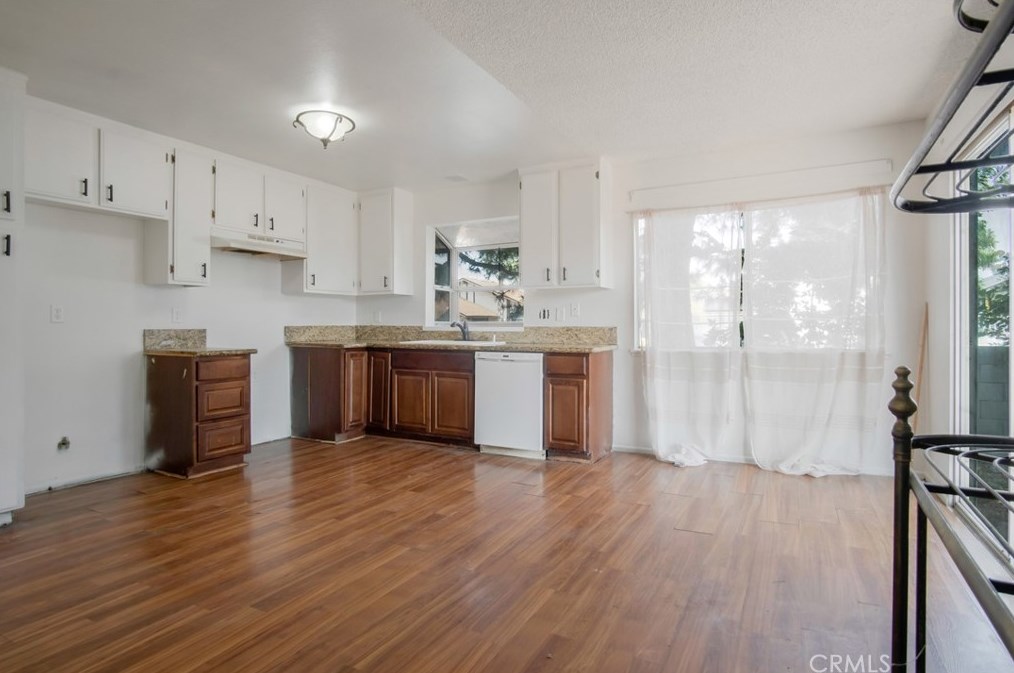 2062 Sycamore Ct, Ontario, CA 91764