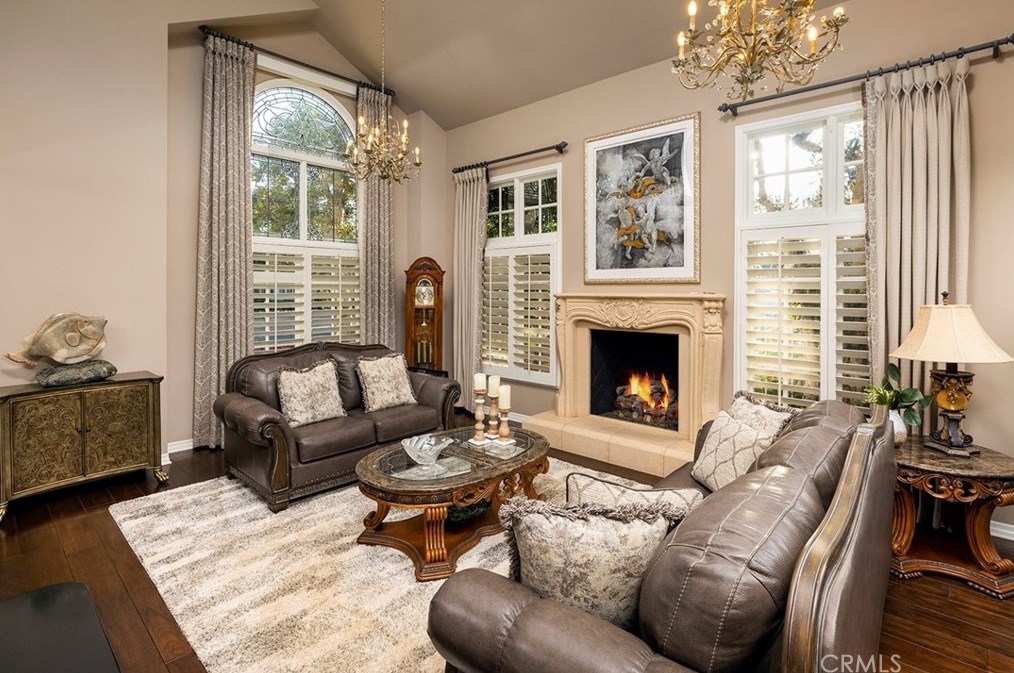 19372 Woodlands Dr, Huntington Beach CA  92648-5541 exterior
