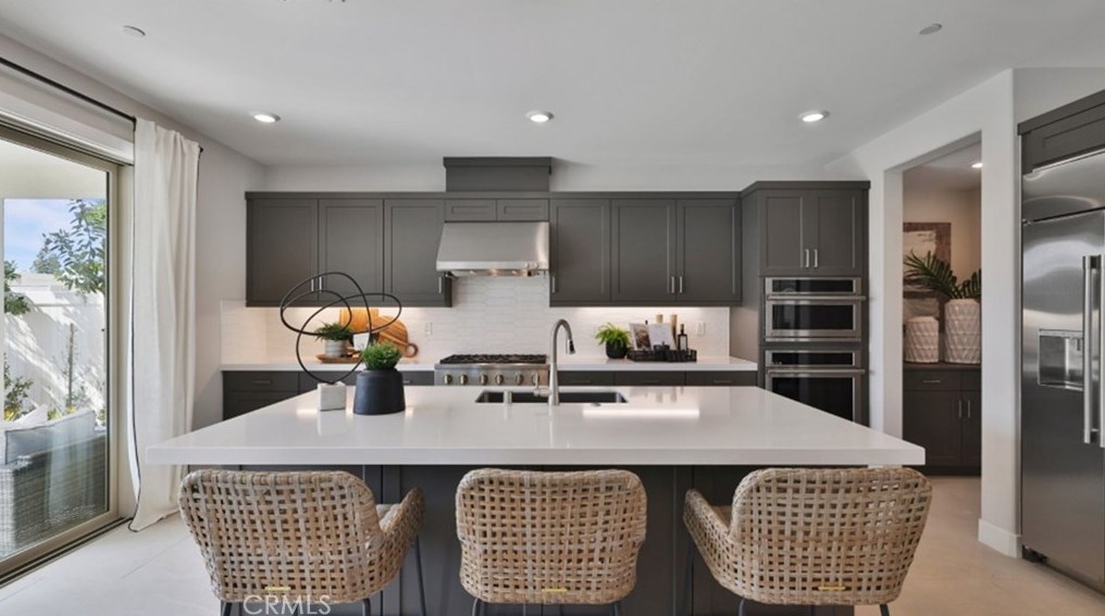 21141 Strathmoor Ln, Huntington Beach, CA 92646-7336
