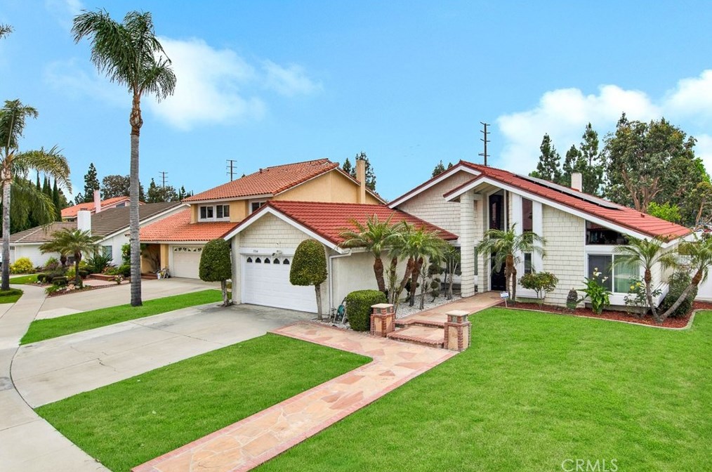 11164 Mccabe River Ave, Santa Ana, CA 92708