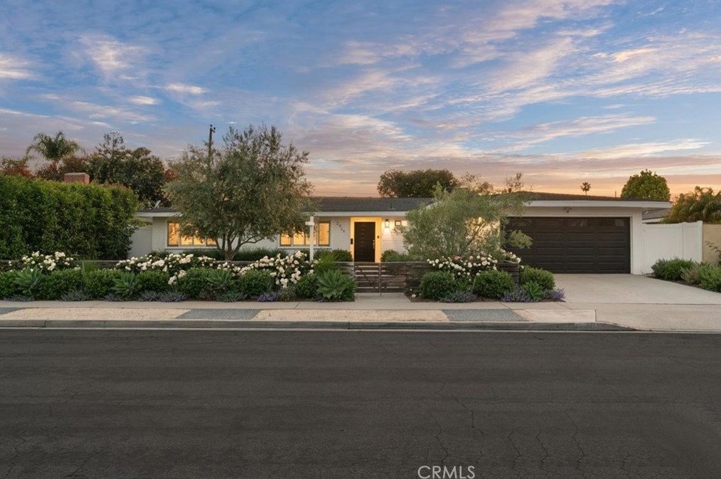 2929 Pemba Dr, Costa Mesa, CA 92626