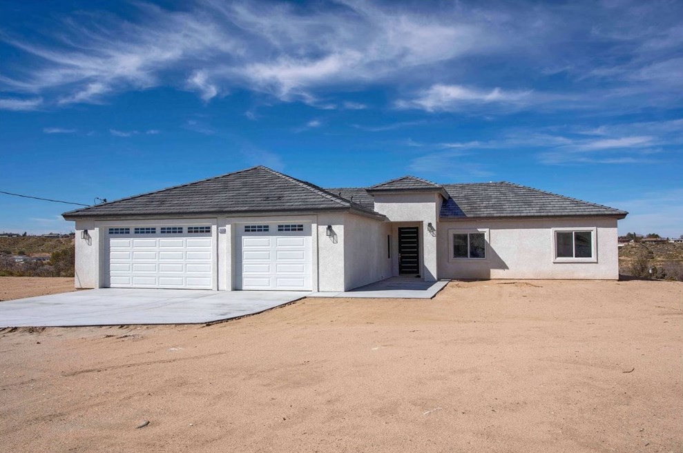 17836 Hinton St, Hesperia, CA 92345