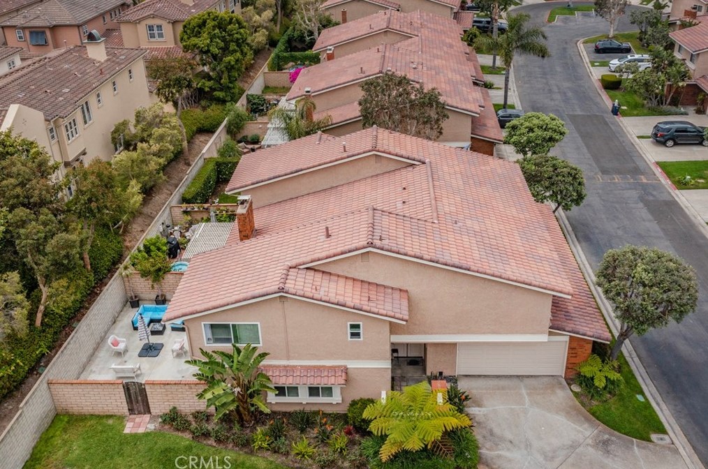 7806 Seabreeze Dr, Huntington Beach, CA 92648