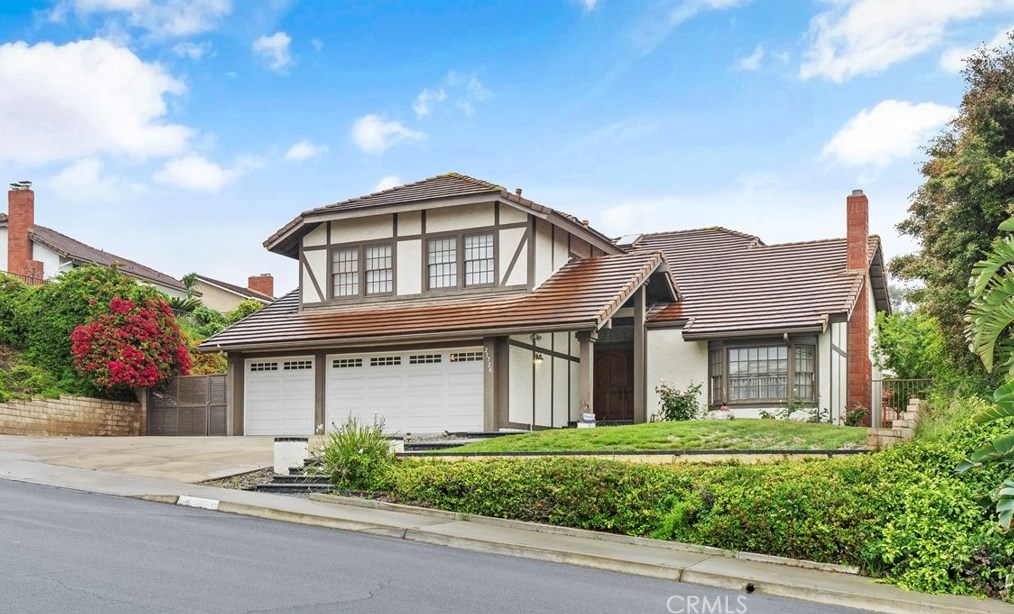 21726 Queensbury Dr, El Toro, CA 92630