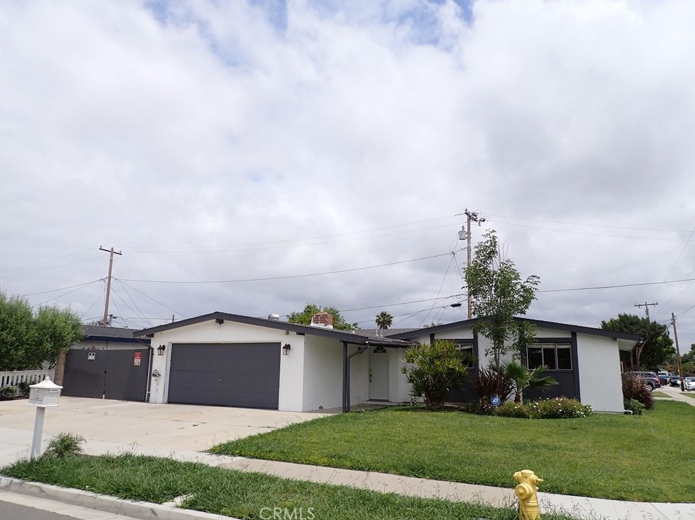 246 Wilson St, Costa Mesa, CA 92627-1522