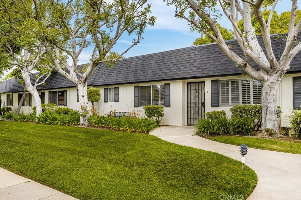 1340 Victoria Dr #29, Fullerton, CA 92831