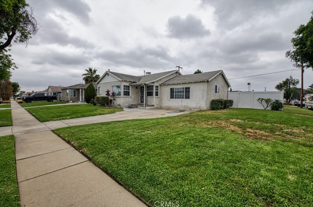 911 N Northwood Ave, Compton, CA 90220