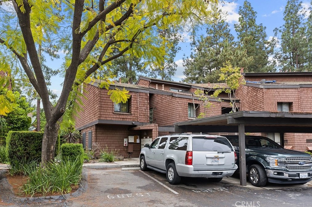 2732 Pine Creek Cir #137, Fullerton, CA 92835