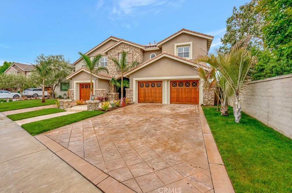 19452 Beckonridge Ln, Huntington Beach, CA 92648-6629