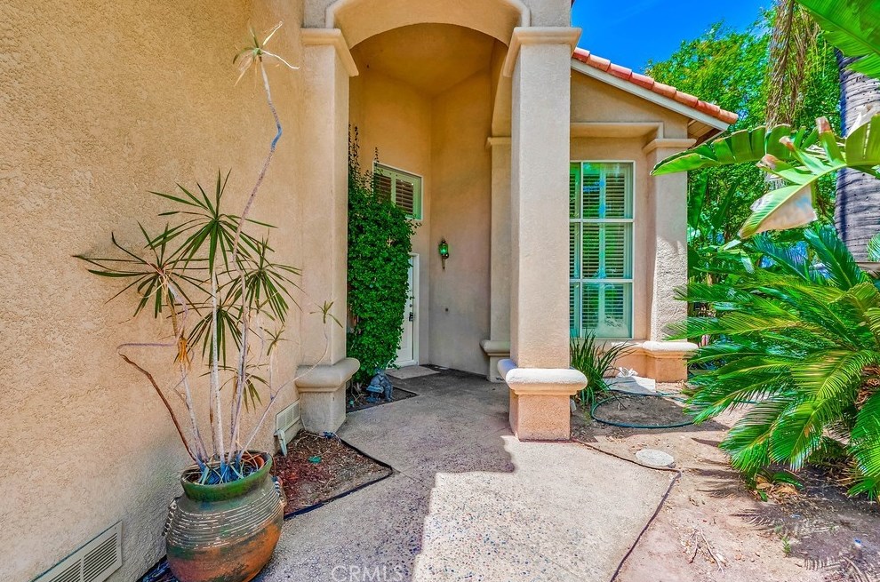 2800 Vista Del Monte Way, Corona, CA 92882-5880