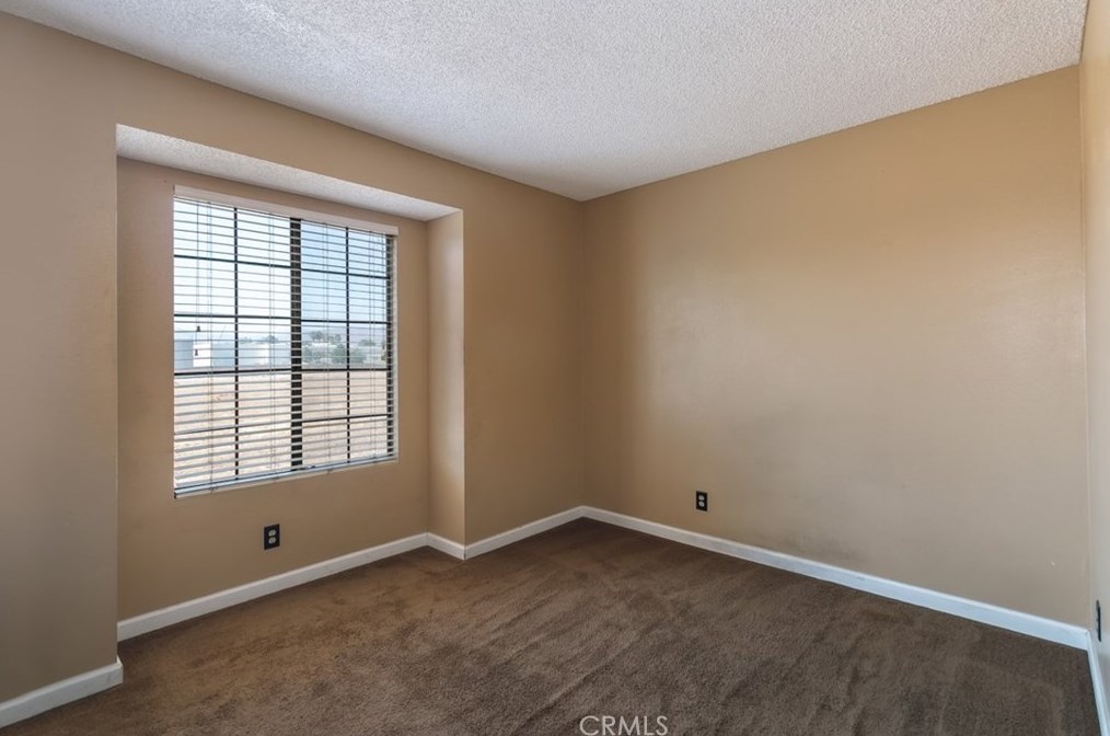 2260 E Ave Q4 #66, Palmdale, CA 93550