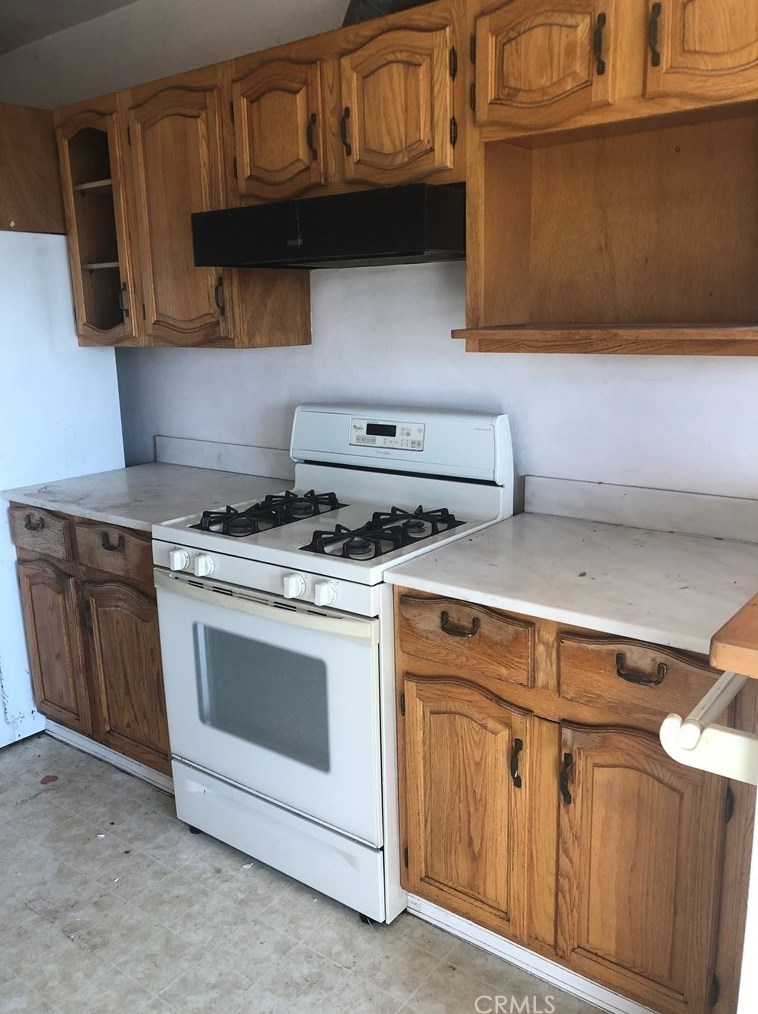 1330 Luella Dr, Los Angeles, CA 90063-3207