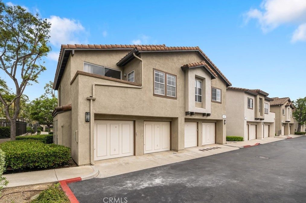 4 Via Alivio, Trabuco Canyon, CA 92688