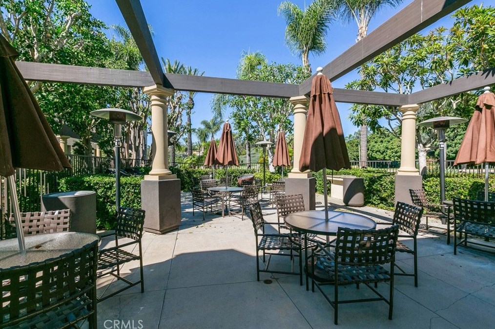 44 Fleurance St, Laguna Beach CA  92677-9023 exterior