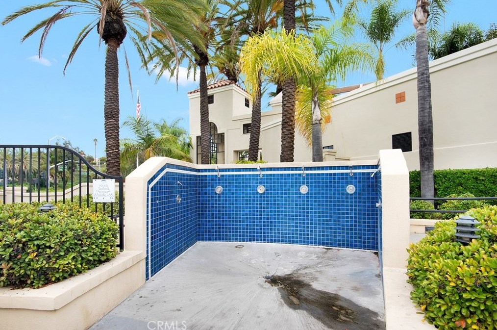 44 Fleurance St, Laguna Beach CA  92677-9023 exterior
