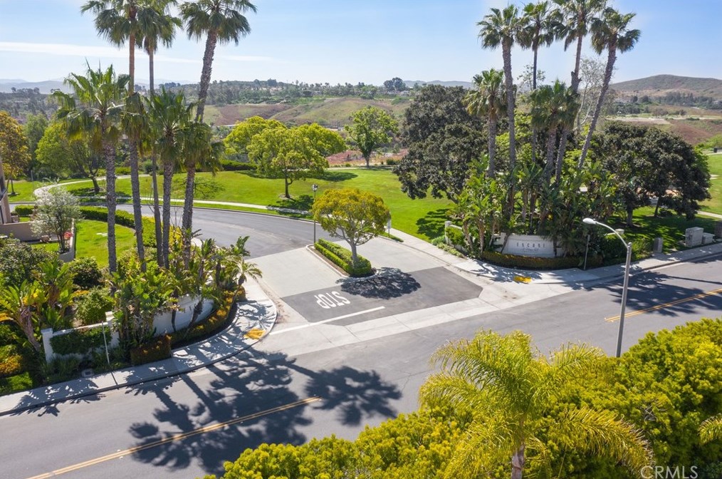 44 Fleurance St, Laguna Beach CA  92677-9023 exterior