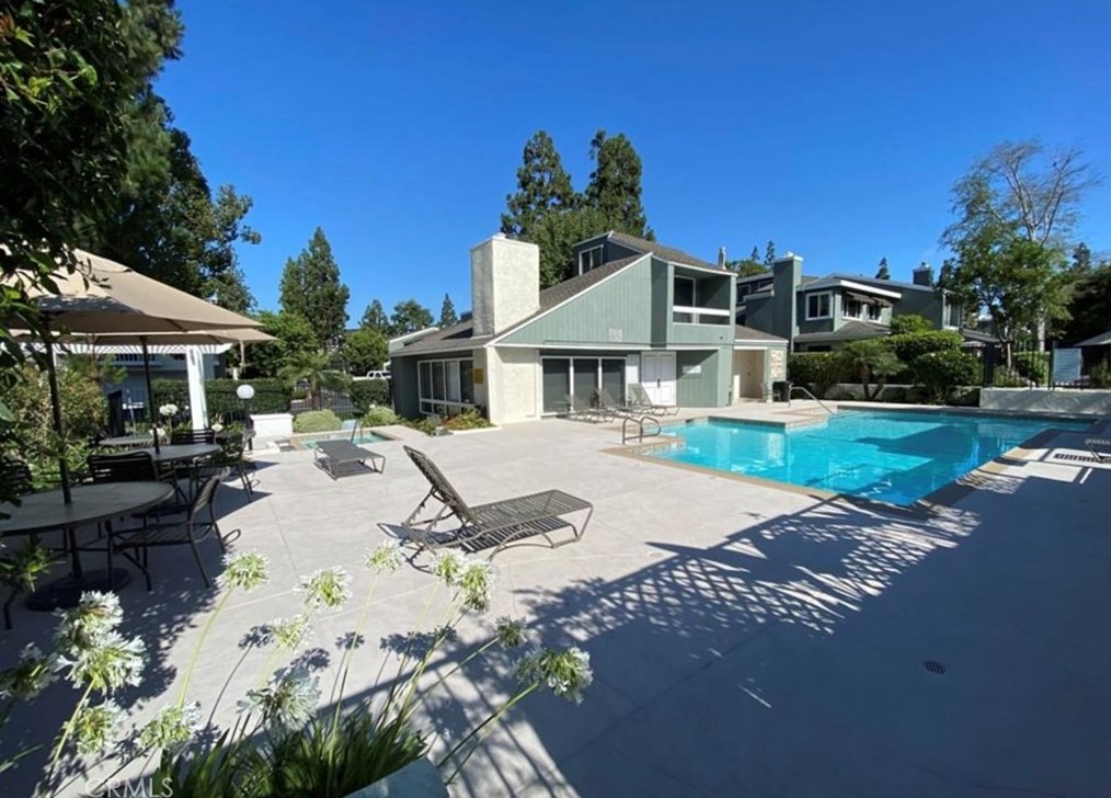 3432 Pinebrook, Costa Mesa, CA 92626-1729