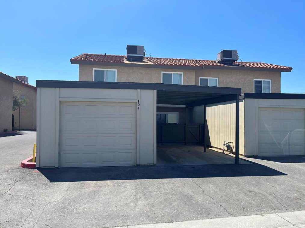 107 Tiger Ln, San Jacinto, CA 92583