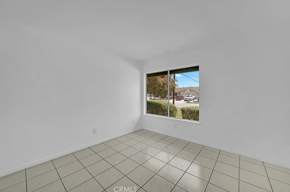 21551 Kanakoa Ln, Huntington Beach, CA 92646-7941