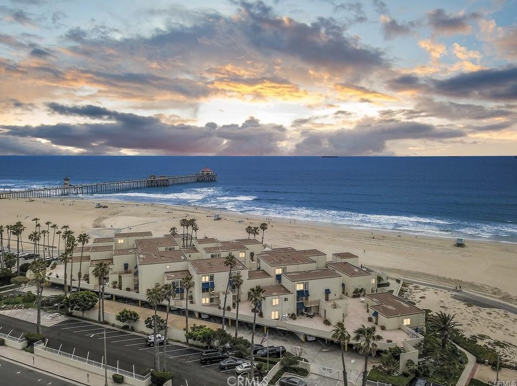 711 Pacific Coast #417, Huntington Beach, CA 92648