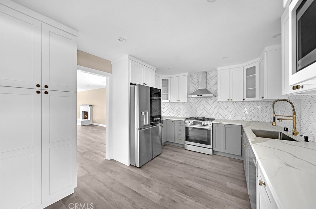 16082 Nelson St, Westminster, CA 92683