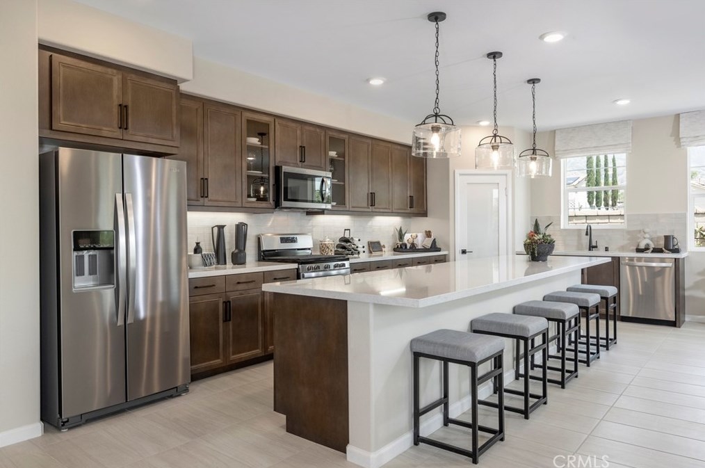 30004 Cabo Del Oeste, Highland, CA 92346