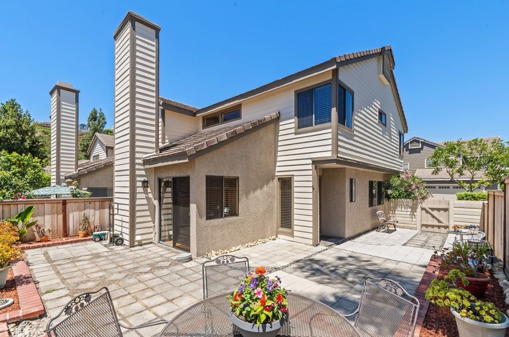 24721 Camden Ct, Laguna Beach, CA 92677-2190