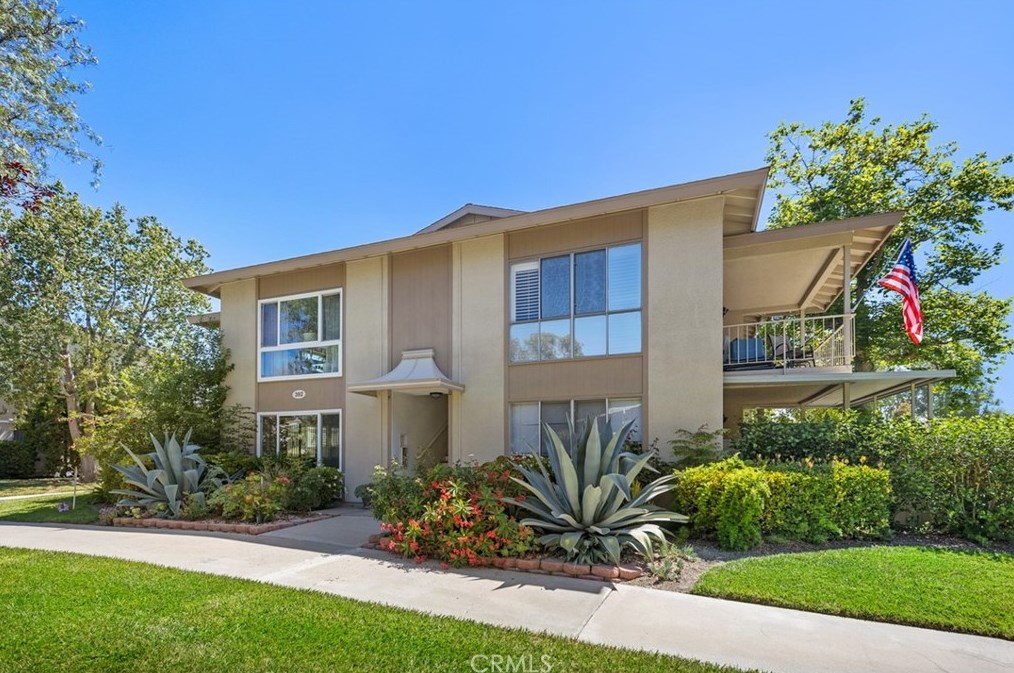 392 Avenida Castilla, Laguna Beach, CA 92637-3755