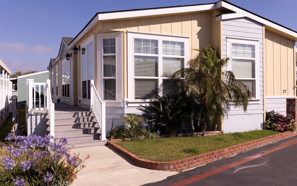 16222 Monterey Ln #27, Huntington Beach, CA 92649