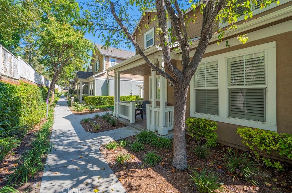 2 Bluff Cove Dr, Laguna Beach, CA 92656-8077