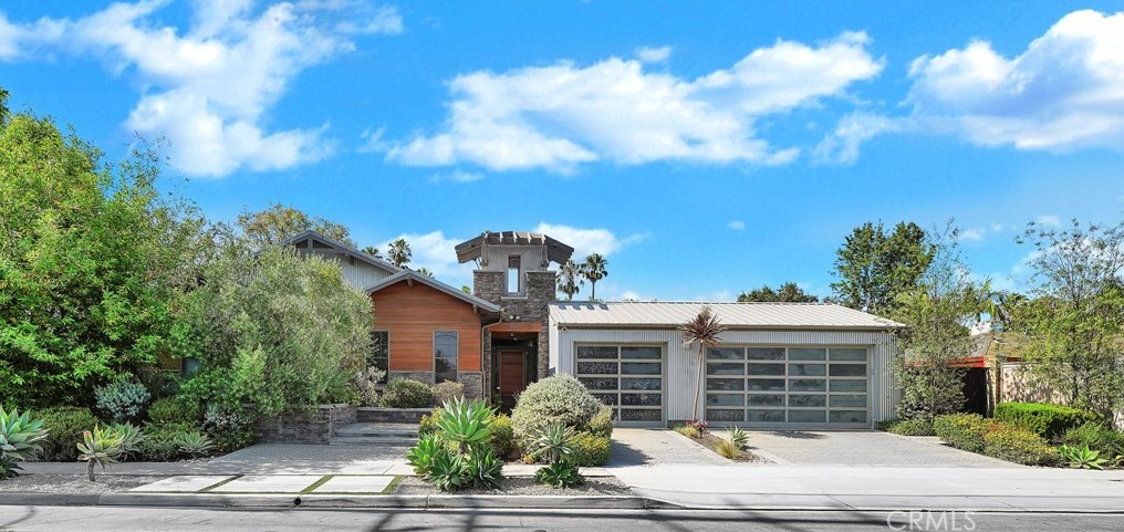 1811 Gisler Ave, Costa Mesa, CA 92626-2230
