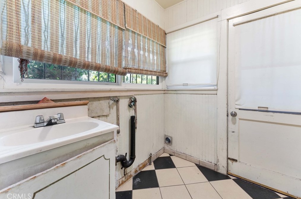 1600 Los Robles Ave, Pasadena CA 91101-2416 exterior