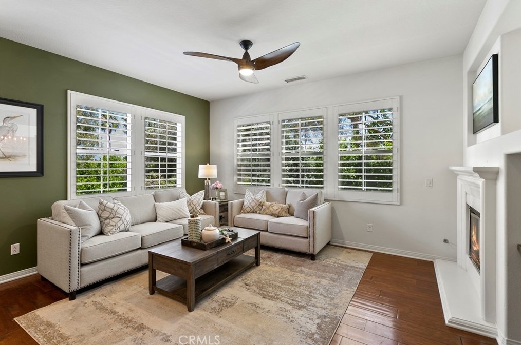 6245 Pacific Pointe Dr, Huntington Beach, CA 92648-7522