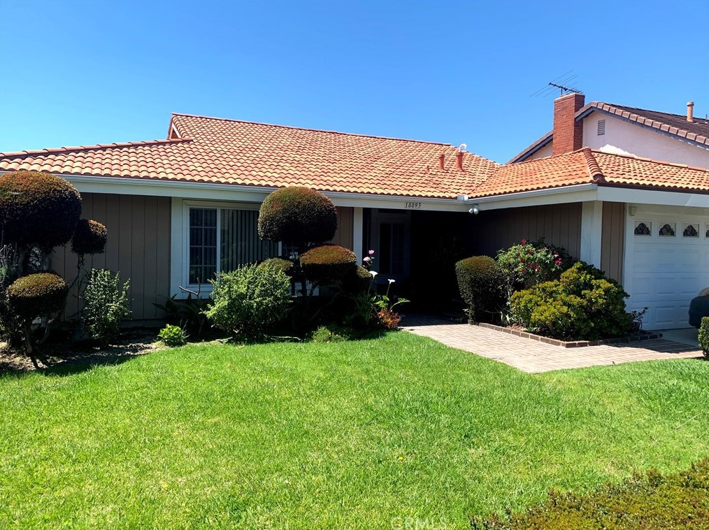 18893 Santa Isadora St, Santa Ana, CA 92708