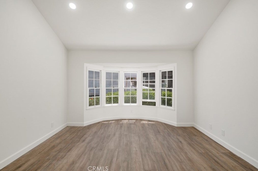 2911 Shadow Brk Ln, Thousand Oaks CA 91361-3208 exterior