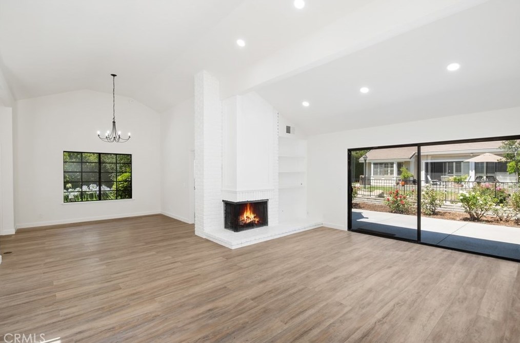 2911 Shadow Brk Ln, Thousand Oaks CA 91361-3208 exterior