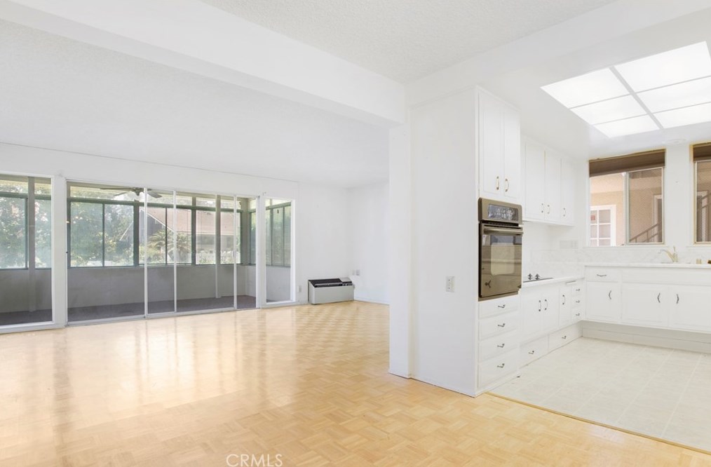 375 Avenida Castilla #d, Laguna Beach, CA 92637