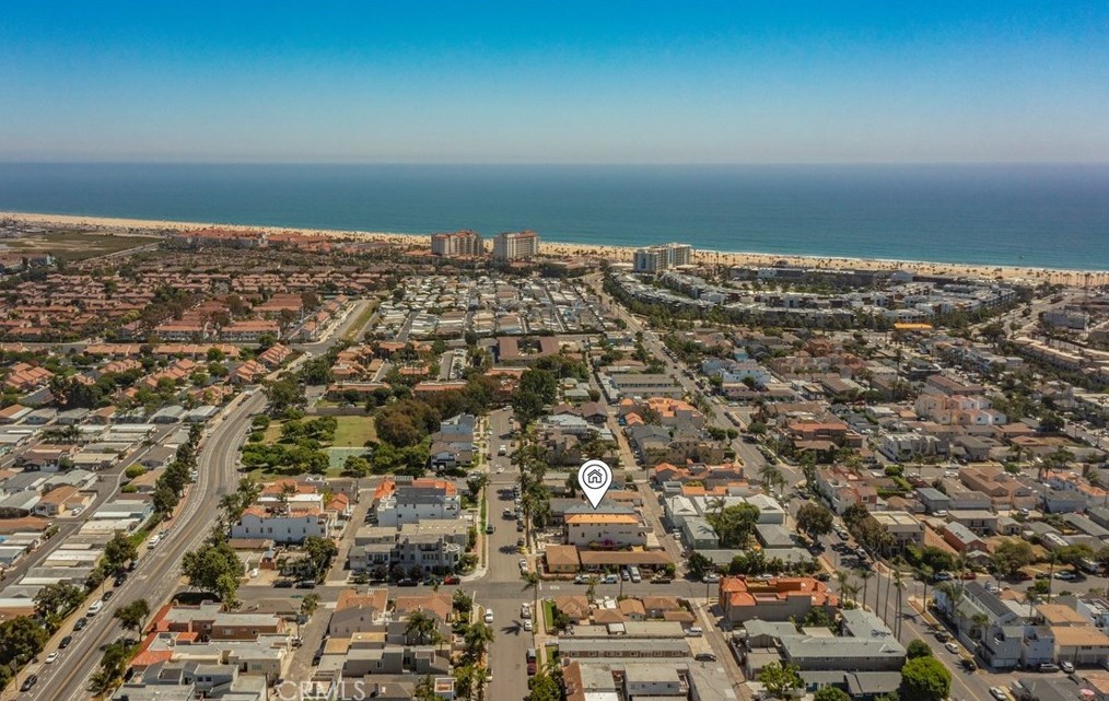 413 California St, Huntington Beach CA  92648-4996 exterior